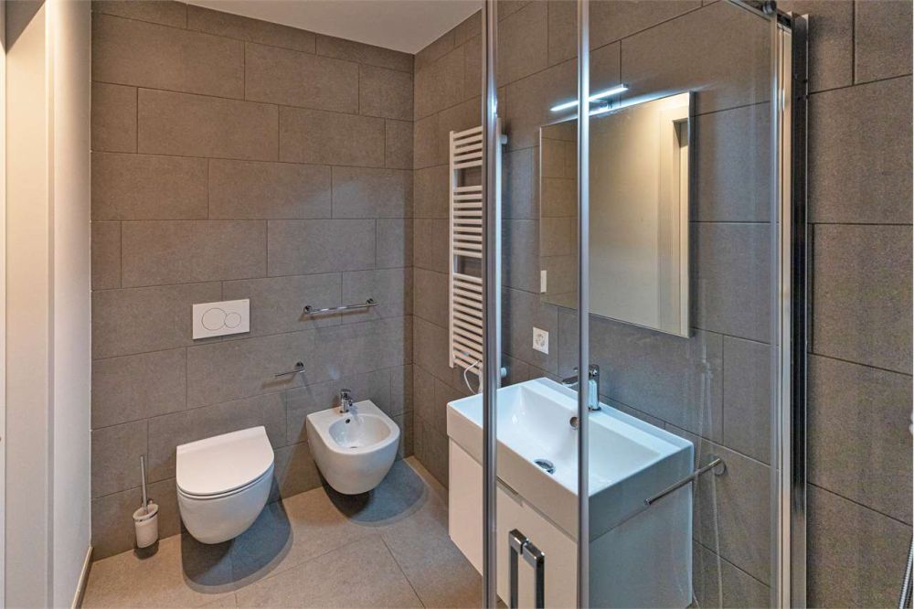 Bellinzona - Modernes Dachgeschoß mit großer Terrasse -  Bild 12