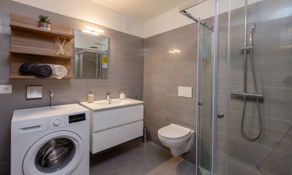 RESIDENZA SECONDARIA - TRILOCALE RISTRUTTURATO A BISSONE -  Bild 4