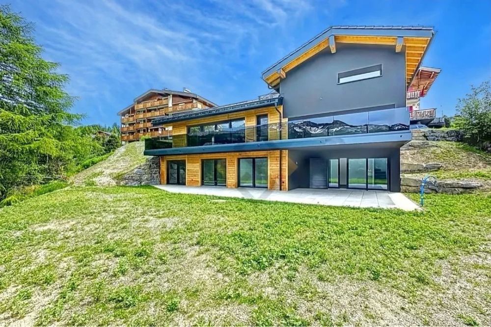 Chalet von Ausnahme in Crans-Montana -  Bild 1