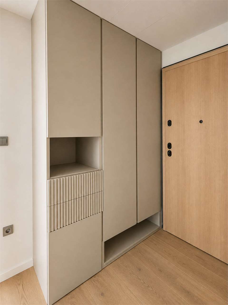 AMPIO 5.5 LOCALI AL PIANO ALTO CON VISTA LAGO -  Bild 13