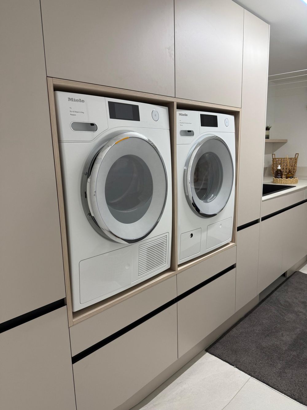 freistehendes 5.5-Zimmer-Einfamilienhaus mit Einliegerwohnung in Zumikon - Bild 12