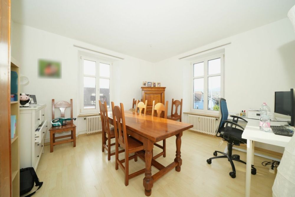 Attraktives Mehrfamilienhaus mit grossem Grundstück und wertvollem Entwicklungspotential - Bild 4