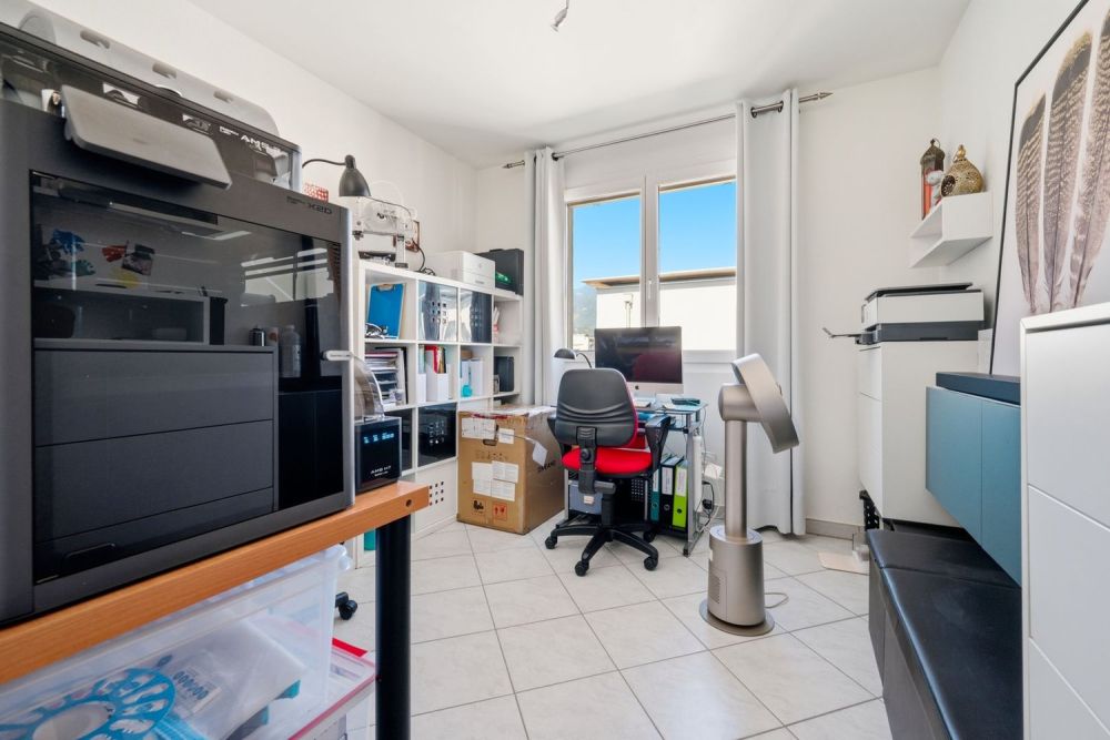 Wohnung mit 5,5 Zimmern und grünem Blick -  Bild 11