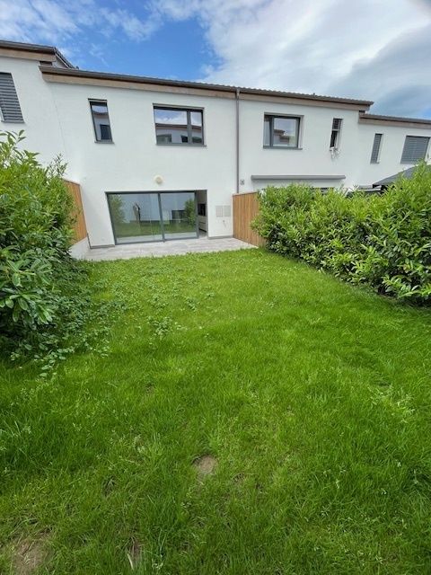 À vendre. Charmante villa mitoyenne de 5.5 pcs. Idéale pour une famill - Bild 13