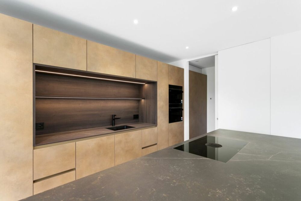 Exklusive Neubau-Villa mit Dachterrasse, Lift und luxuriösem Indoor-Outdoor-Living - Bild 9