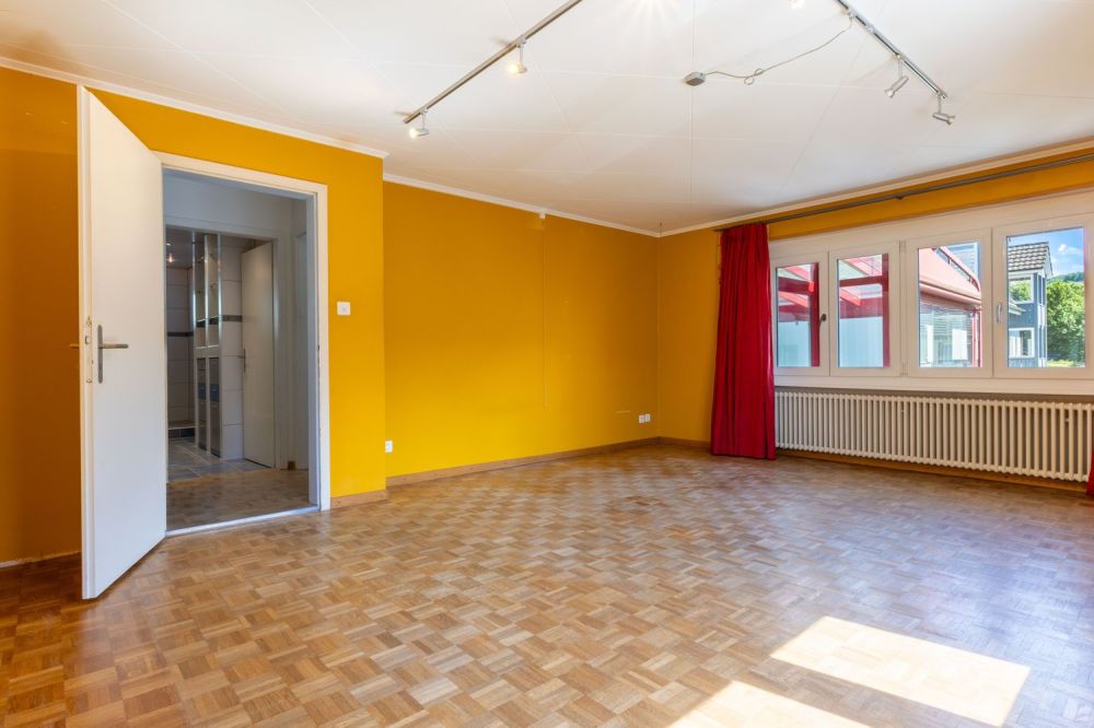 Freistehendes 7-Zimmer Einfamilien- oder Generationenhaus -  Bild 7