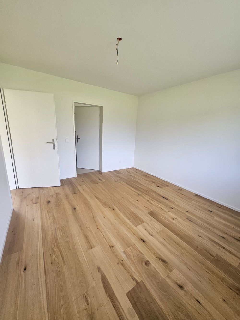Unsere letzte Attika wartet auf Sie 80m2 Terrasse und toller Ausblick -  Bild 12