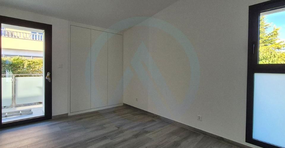 Superbe appartement neuf avec une vue sur les montagnes dans les hauteurs de Sion - Duplex 4.5 pièces - image - 9