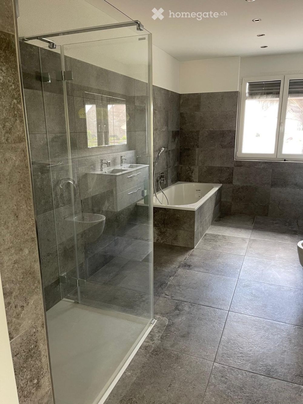 Grosszügige und ruhige 3,5 -Zi. Attika-Maisonette Wohnung in Braunau (TG) -  Bild 6