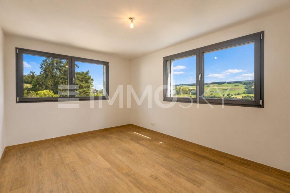 Villa moderne à 25 min. de Lausanne - Grande chambre lumineuse