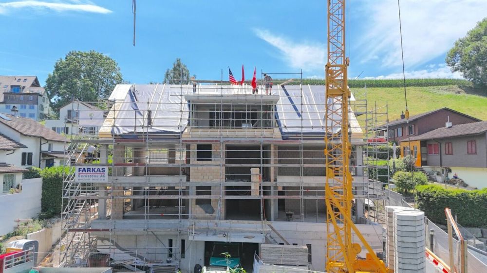 EXKLUSIVE DACHWOHNUNG MIT SEEBLICK - JETZT LETZTE CHANCE NUTZEN - BEZUG FEB. 2027 -  Bild 2