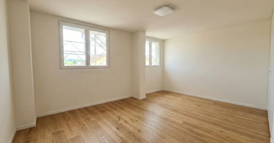 UN LOT D'EXCEPTION AVEC JARDIN, TERRASSE SANS VIS-À-VIS ET VUE MONTAGNES ! - Appartement 4.5 pièces - image - 6