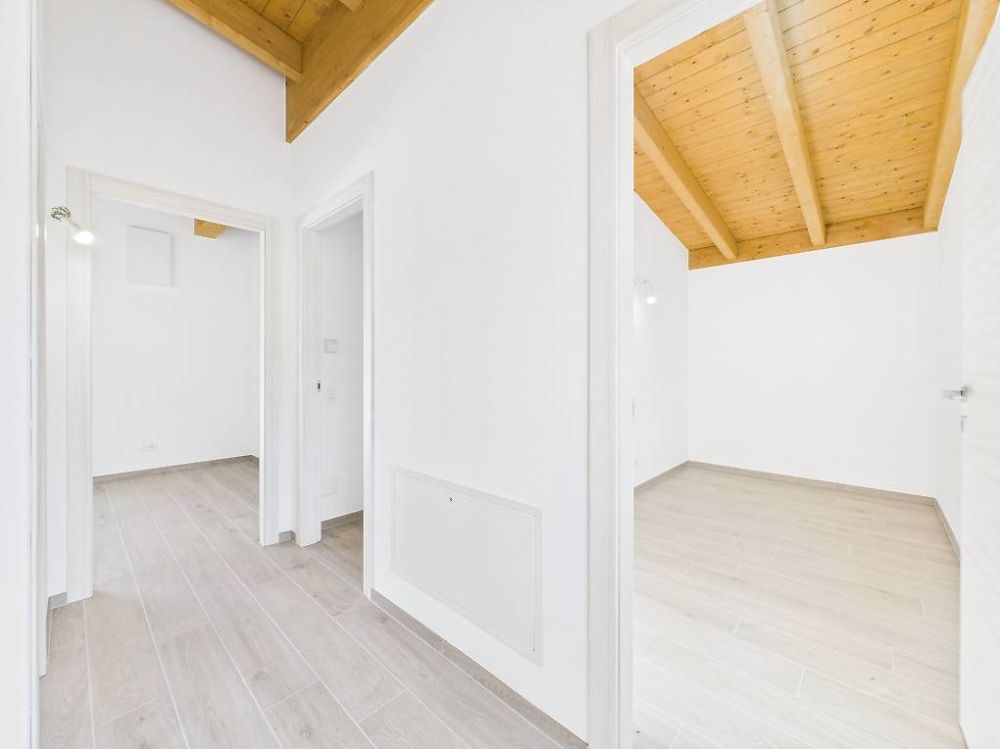 Splendida villa di nuova costruzione a Sant'Antonino - ET035 -  Bild 7