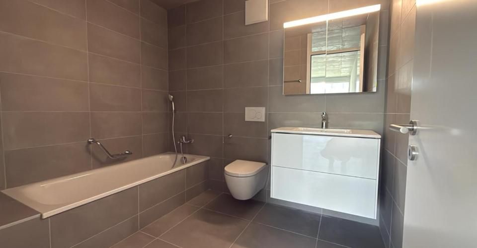 Magnifique attique de 4,5 pièces avec grand balcon - Appartement 4.5 pièces - image - 9