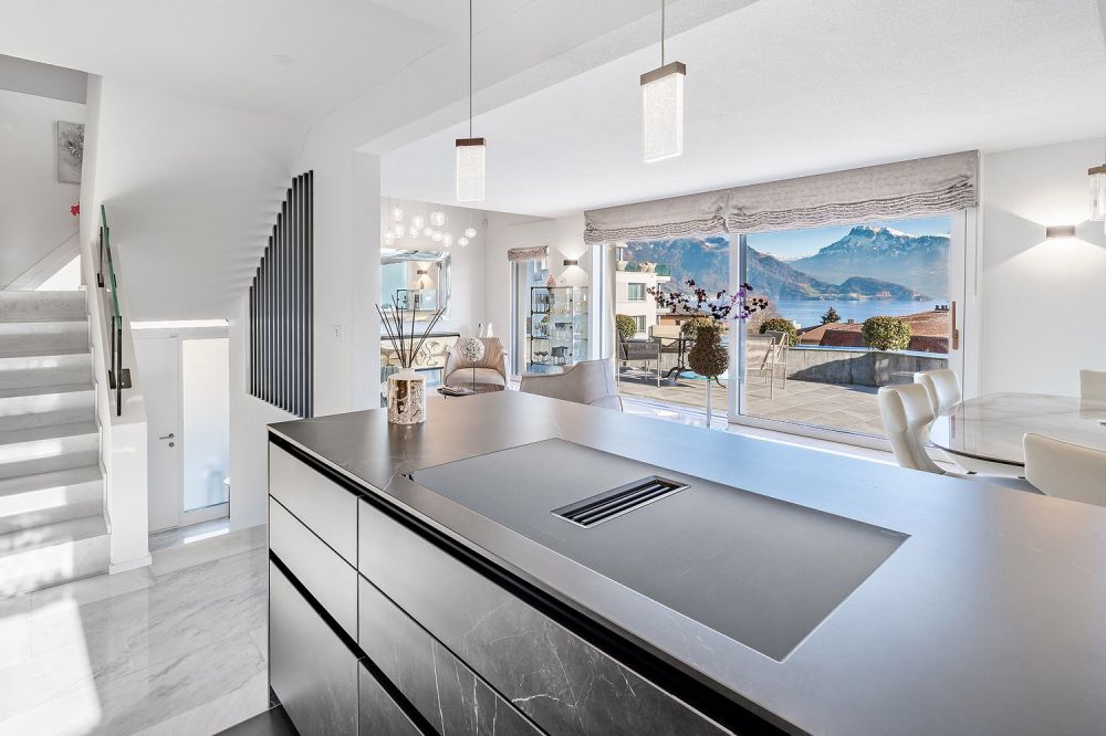 6.5-Zi-Einfamilienhaus mit Seesicht und Alpenpanorama - Bild 4