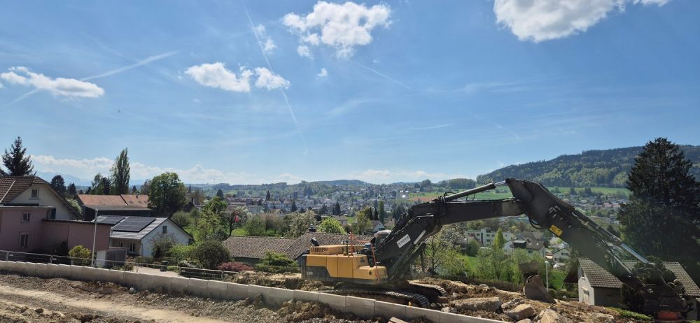 Neubau 5.5-ZI-EFH mit Attika-Geschoss / Reinach AG - Sonnenlage und Weitblick -  Bild 3