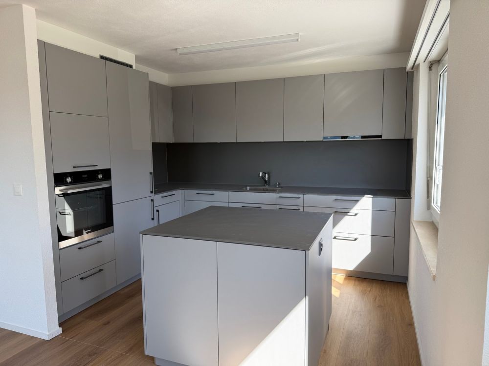 Erstbezug nach hochwertiger Totalsanierung – Wohnen mit Stil an bester Lage in St. Gallen -  Bild 4