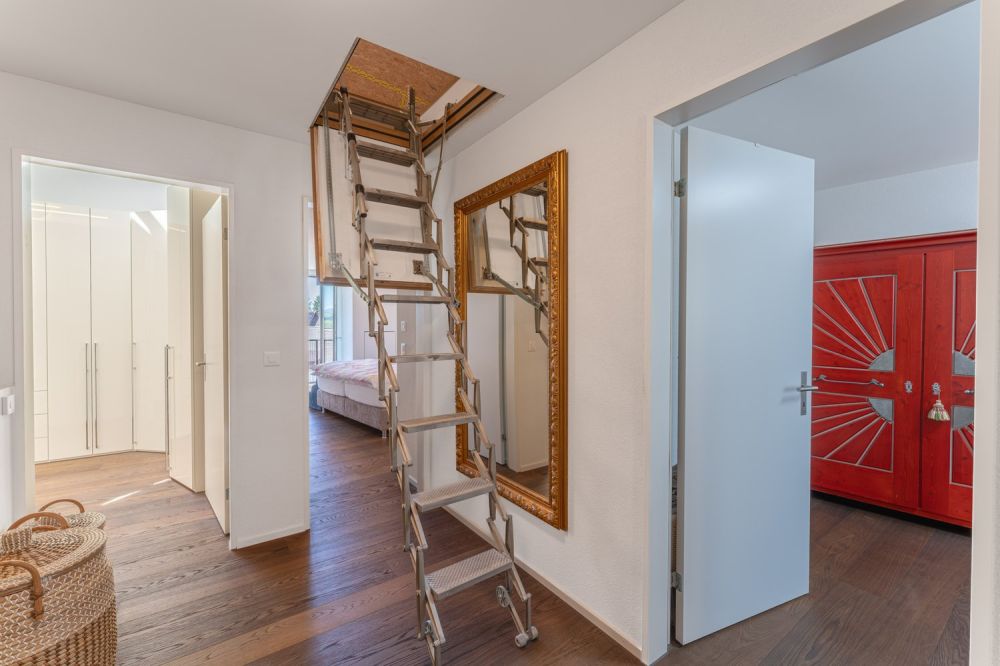 Familienfreundliche 5½ Zimmer-Minergie-Maisonette mit 2 Garagenplätzen im exklusiven Ausbaustandard -  Bild 11