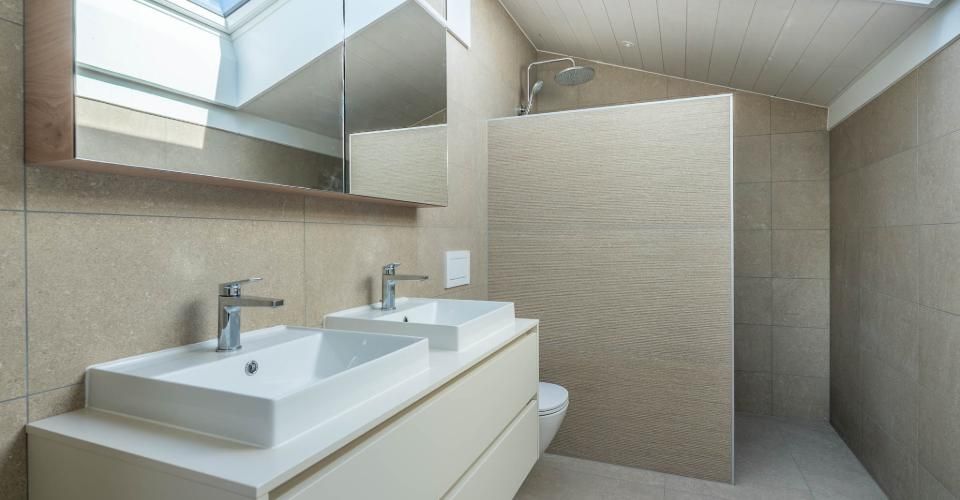 Maison mitoyenne avec 4 chambres, magnifique vue sur les champs et les Alpes - Maison contiguë 5.5 pièces - image - 13