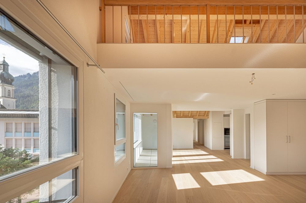 Modernes Wohnen mit Bündner Lebensqualität  Exklusive 5.5-Zimmer-Wohnung in Domat/Ems -  Bild 12