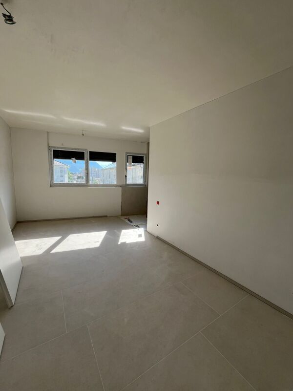 Res. Papilon, 4.5-Zimmer-Wohnung, Giubiasco -  Bild 3