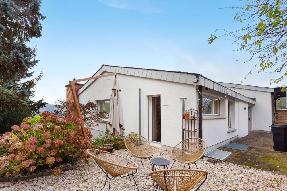 Idylle trifft Eleganz: Exklusives Einfamilienhaus - Bild 6