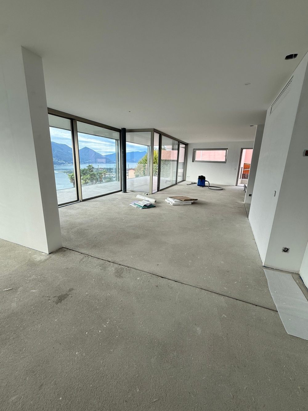 Appartamento di nuova costruzione con vista panoramica a Brione sopra Minusio -  Bild 12