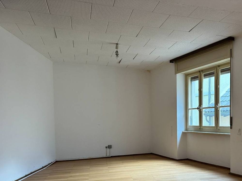 Mehrfamilienhaus mit viel Platz / Casa con tanto spazio -  Bild 3