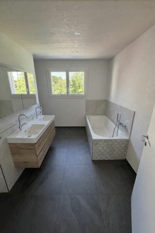 Modernes Einfamilienhaus mit hochwertigem Ausbau und intelligentem Loxone Smart  Home -  Bild 9