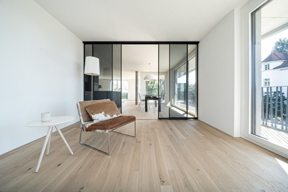 4.5-Zi. Etagenwohnung mit Sonnenterrasse und stilvollem Innenausbau - Bild 5