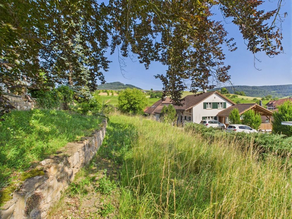 Bebautes Grundstück in Wölflinswil - Image 3