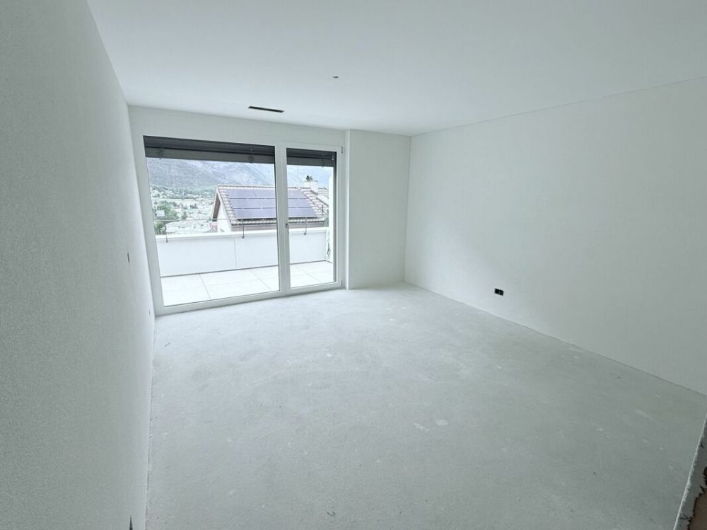 Einzigartige Dach Wohnung mit alpinen Weitblick in Brig und grosser Sonnenterasse -  Bild 12