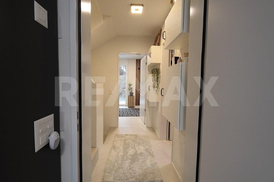 Moderne 5.5-Zimmer-Doppelhaushälfte in Pfeffikon LU - Bild 4