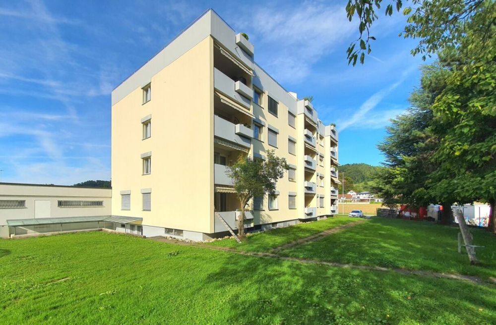 Familienfreundliche Wohnung an zentraler Lage -  Bild 1