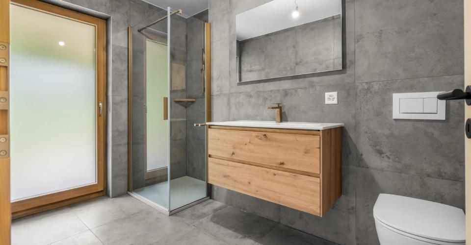 Élégance contemporaine dans un écrin alpin - Appartement 4.5 pièces - image - 5