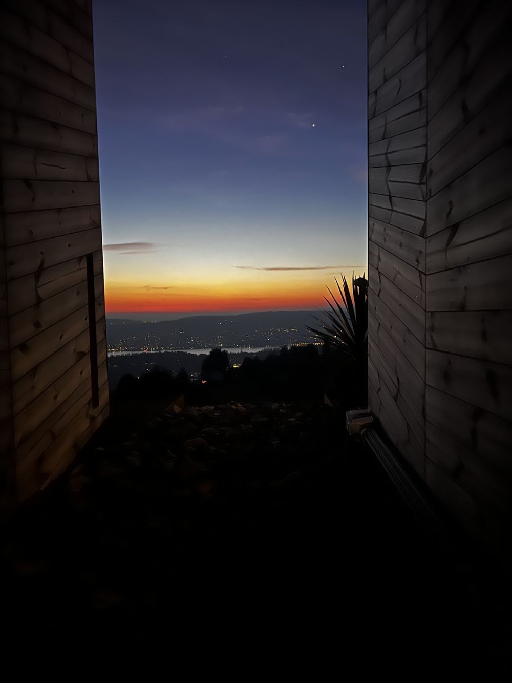 2.5-Zimmer-Tiny-House mit spektakulärer Zürichsee-Aussicht  ca. 20 Min. von Zürich -  Bild 12