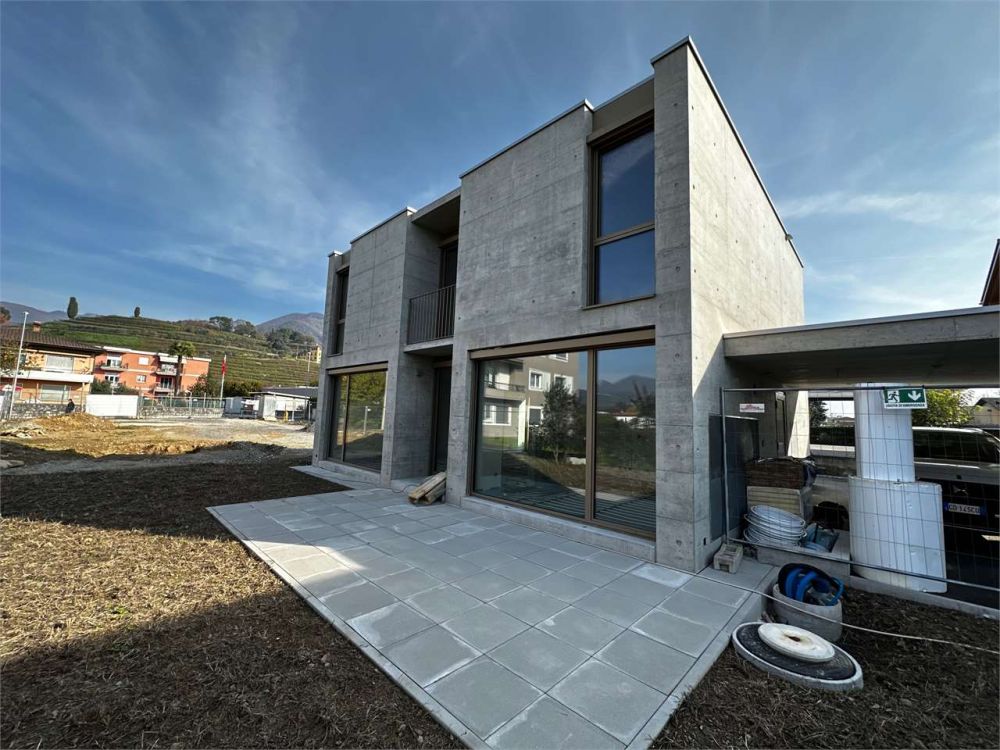 NUOVA ED AMPIA VILLA CON GIARDINO -  Bild 6