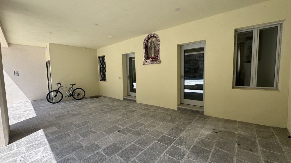 ELEGANTE APPARTAMENTO 2.5 LOCALI IN CENTRO A MENDRISIO -  Bild 2