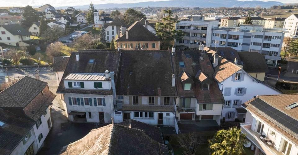 DENGES, nouvelle promotion, appart. de 4.5 pièces au 1er étage entièrement rénové. - Appartement 4.5 pièces - image - 1