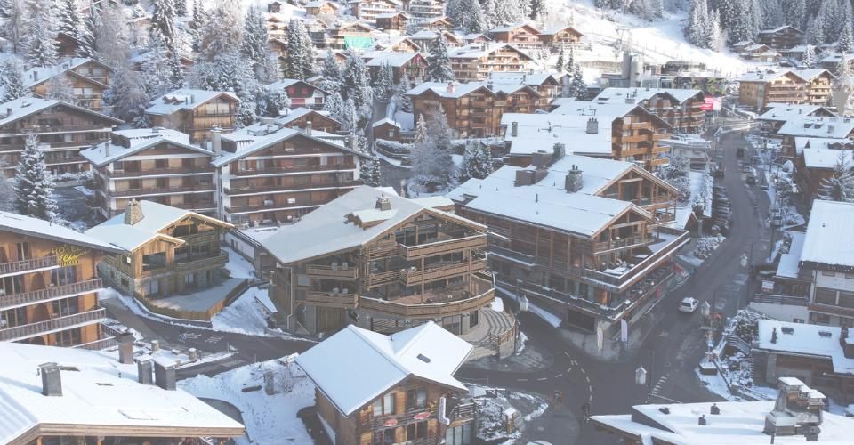 Situé au cœur de Verbier, chalet en construction - Chalet 6 pièces - image - 2
