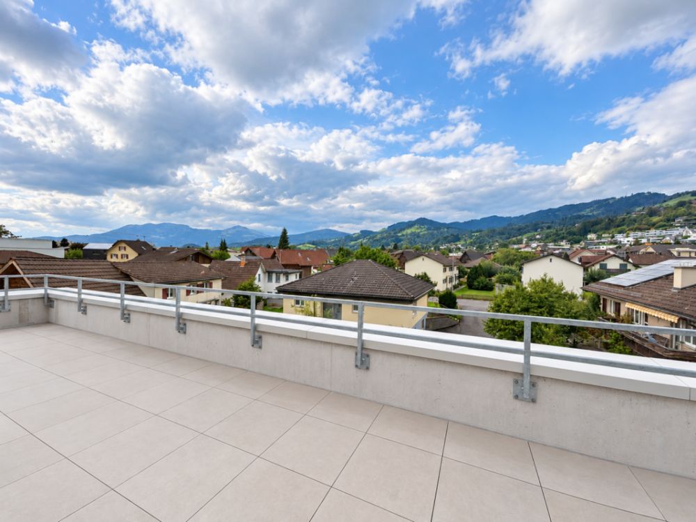 Äusserst hochwertige Attikawohnung mit riesiger Terrasse und wunderschöner Weitsicht -  Bild 6