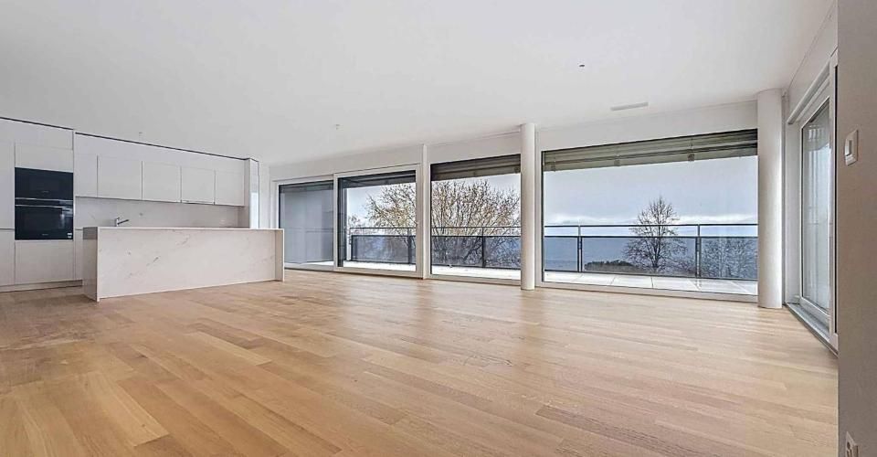 Nouvelle promotion : appartement de 5.5 pièces avec balcon couvert et terrasse - Attique 5.5 pièces - image - 2