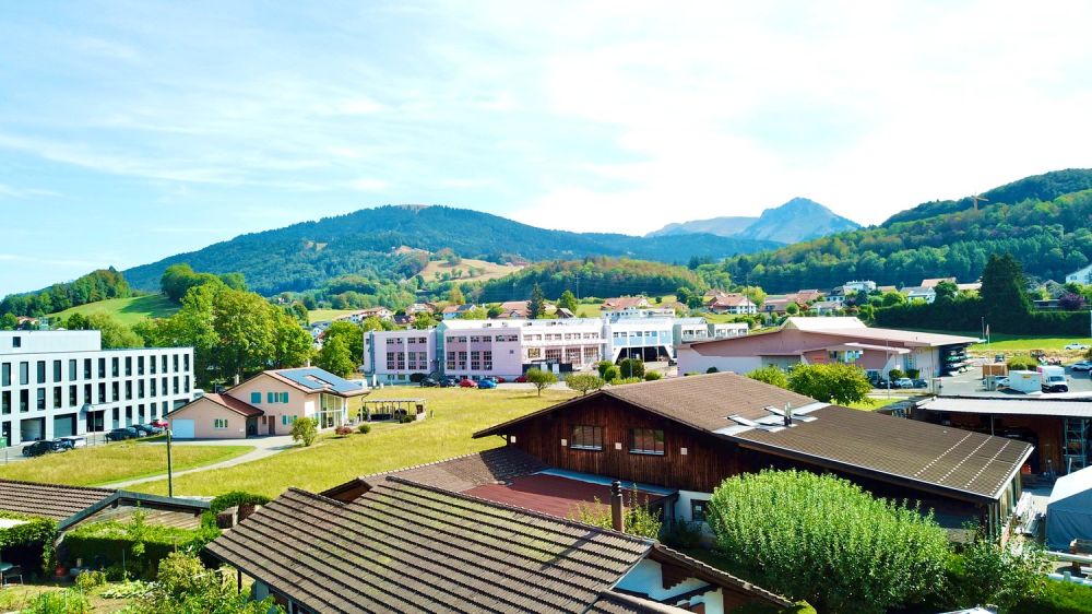 Attique de 4.5 pièces avec terrasse et jardin -  Bild 6