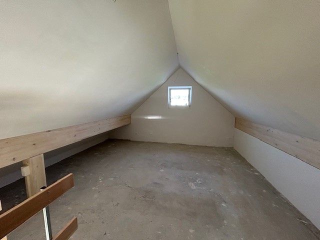 Attraktive 3-Zimmer-Dachwohnung mit Terrasse und Fernsicht -  Bild 12