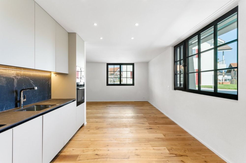 Leben mit Stil: Erstbezug im sanierten Einfamilienhaus - Titelseite