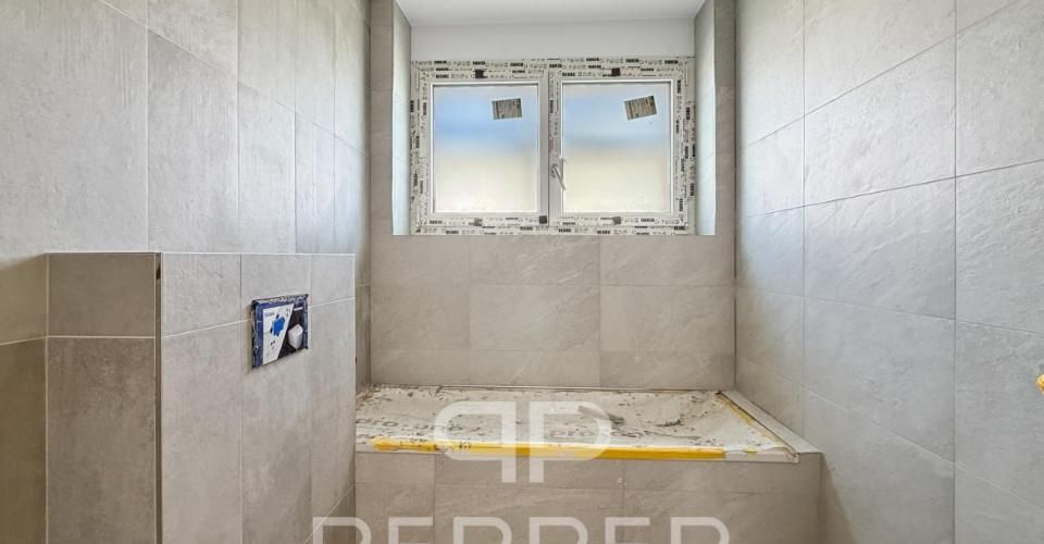 Villa intégralement rénovée – Vaste flexibilité d"usage - Maison 5.5 pièces - image - 9