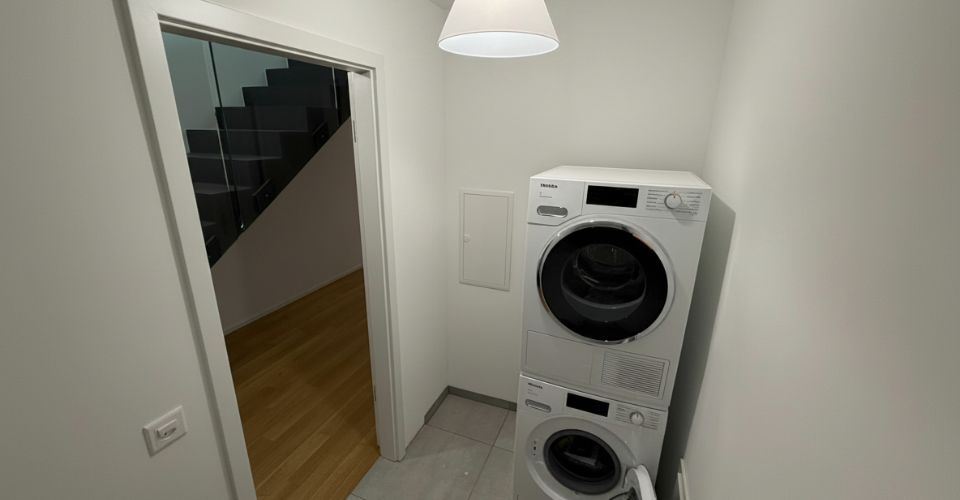 Magnifique triplex lumineux de 4.5 pièces avec terrasse à Porrentruy - Appartement 4 pièces - image - 12
