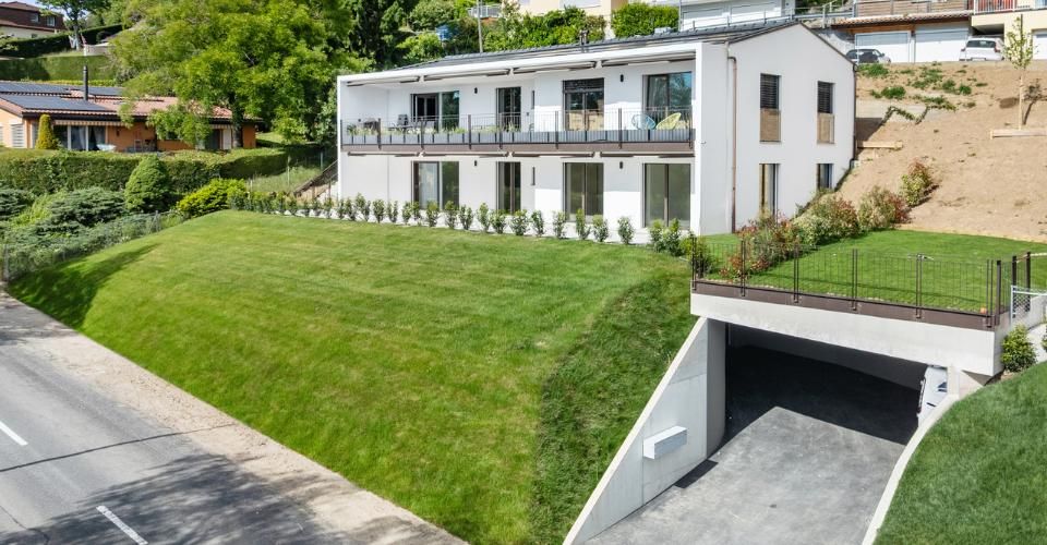 Neuf | Terrasse & jardin avec vue lac - Appartement 4.5 pièces - image - 12