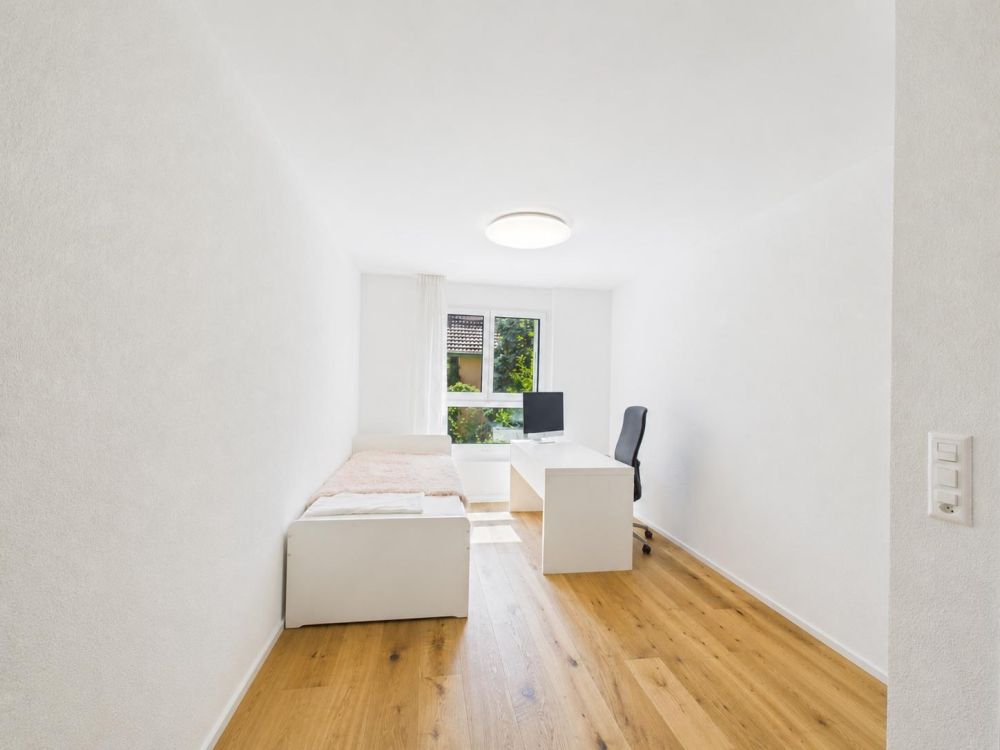 Neuwertiges 6.5-Zimmer-Doppeleinfamilienhaus mit hochwertigem Ausbau in Safenwil -  Bild 12
