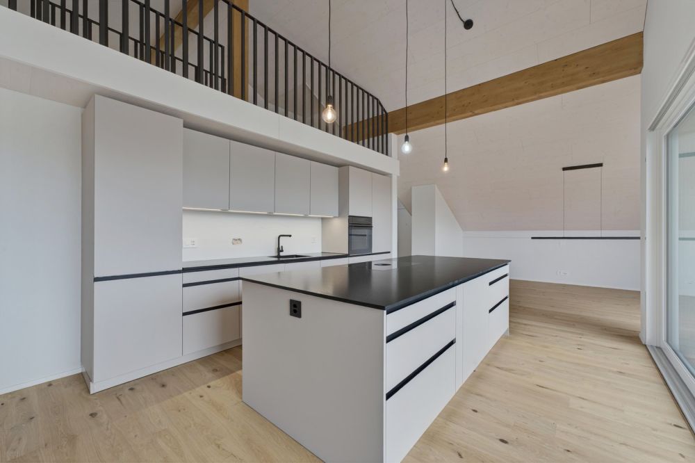 Einzigartige sonnige 4.5-Zimmer-Dachwohnung mit Galerie und Weitsicht -  Bild 5